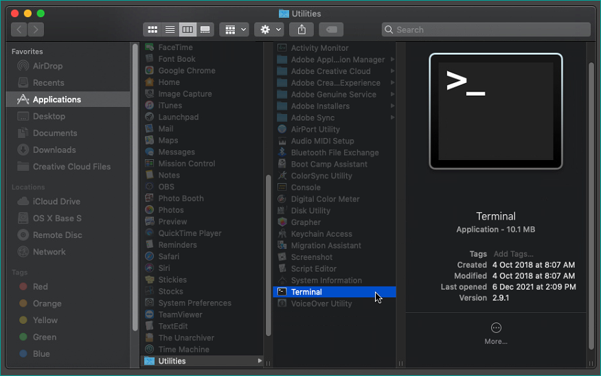 Terminal app highlighted in MacOS's Utilities Window
